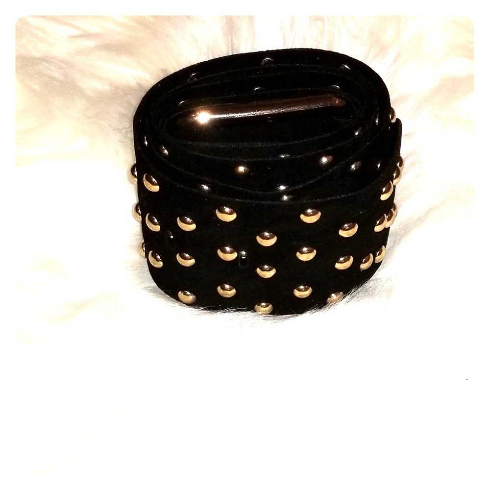 BEAUTIFUL STUDDED WAIST BELT